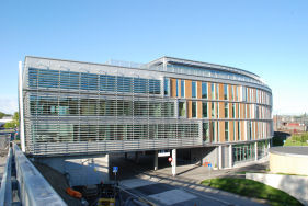 Foto av bygningen hvor Romerikspsykologene holder til.